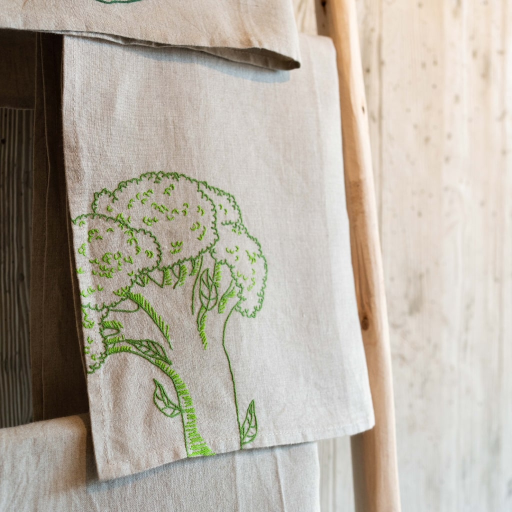 VEGETABLES - Broccoli Linen Kitchen Towel
